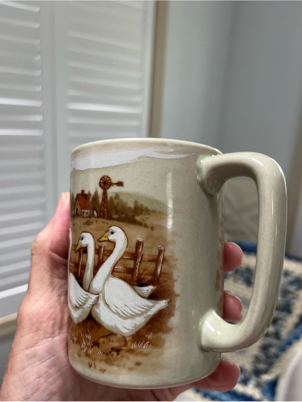 Vintage Farm Goose Ceramic Mug in Cream and Brown - Picture 11 of 11